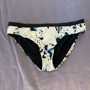 NWOT Calia by Carrie Underwood swim bottoms medium